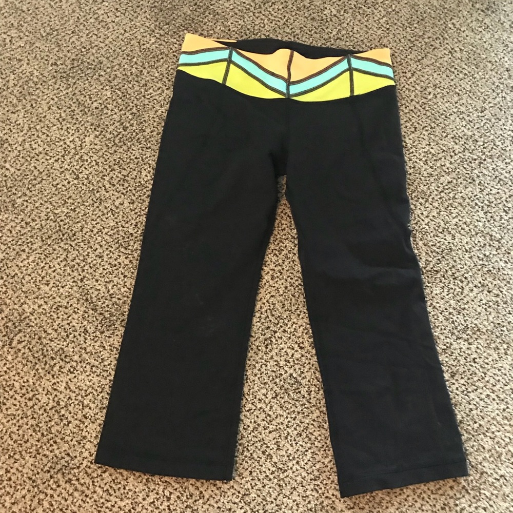 Lululemon capris size 8 EUC